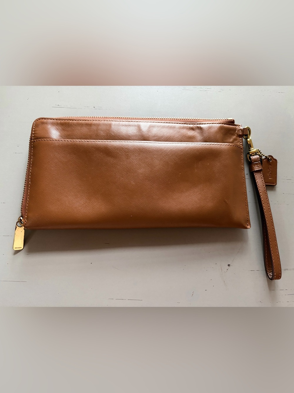 Coach Tan Leather Zip Pouch with Gold Logo - Picture 2 of 4